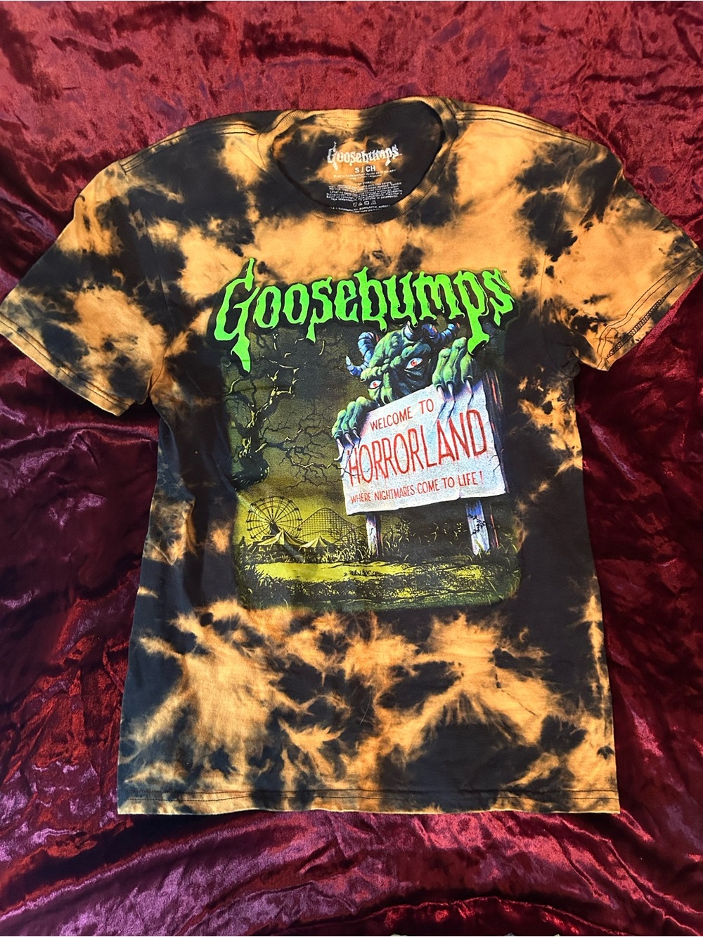 Goosebumps Horrorland Tie Dye Graphic T-Shirt Adult Size Small- VERY NICE!